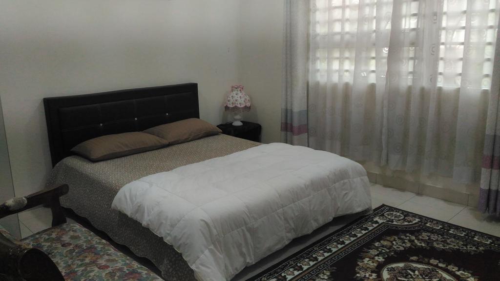 Kenanga Homestay Nilai Ngoại thất bức ảnh