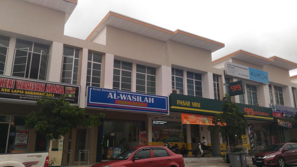 Kenanga Homestay Nilai Ngoại thất bức ảnh