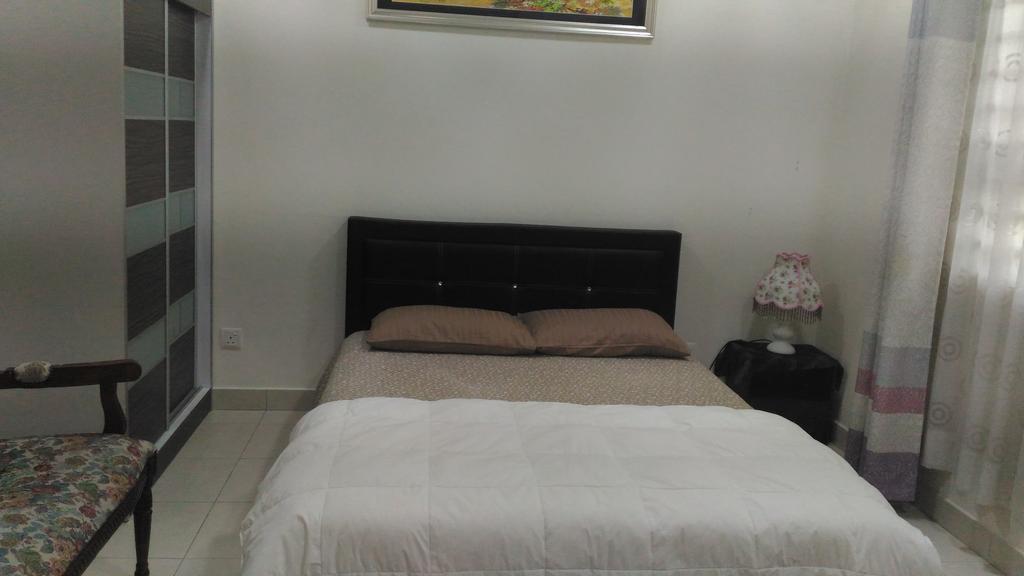 Kenanga Homestay Nilai Ngoại thất bức ảnh